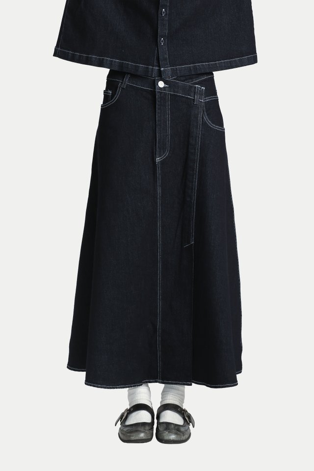 YUME ASYMMETRICAL DENIM SKIRT IN DARK WASH