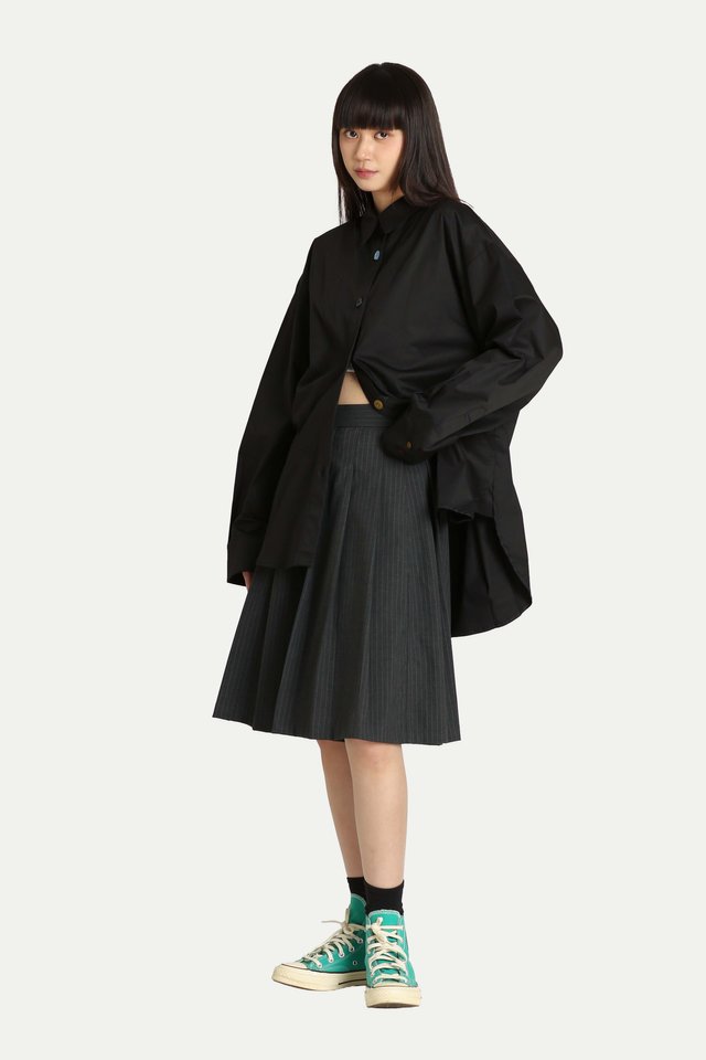 YUTO SUIT PLEATED HAKAMA BERMUDAS IN STONE STRIPES