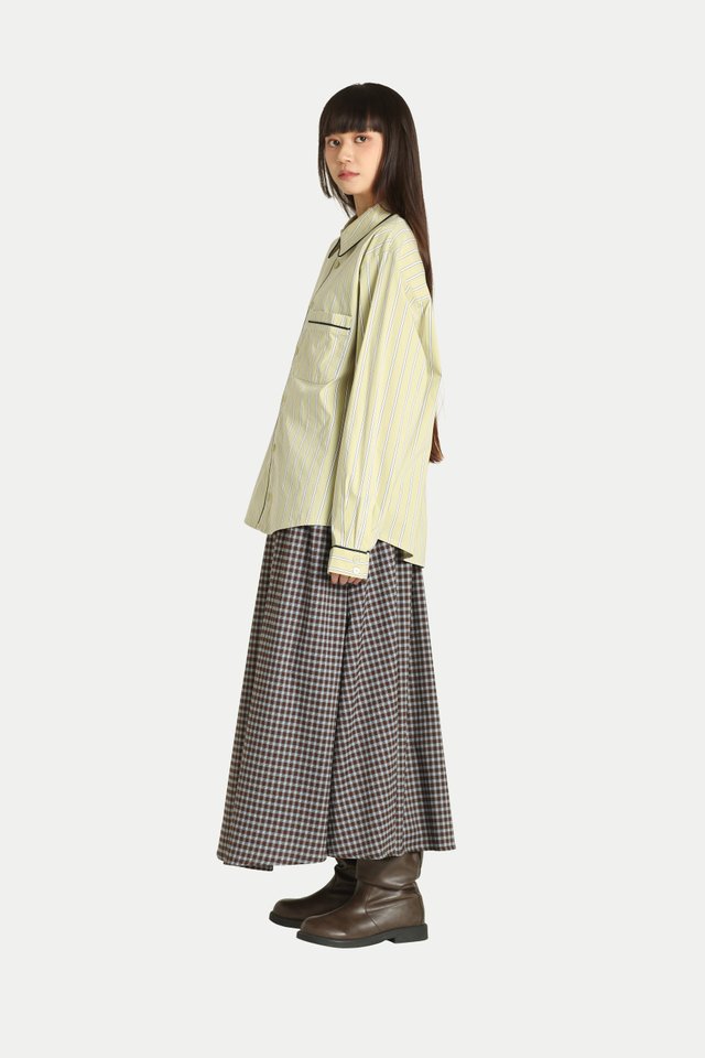 DARLA FLOWER GATHERED YOKE SKIRT IN BROWN CHECKS