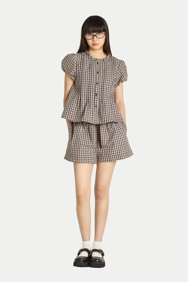 HENA RELAXED SHORTS IN BROWN CHECKS