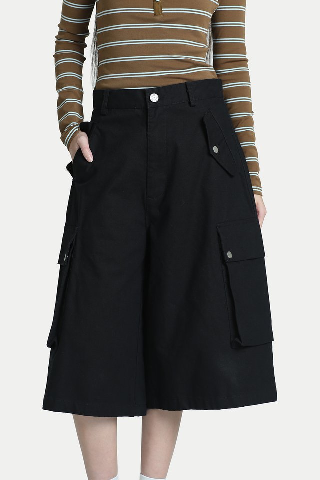 MARLIE CARGO JORTS IN BLACK