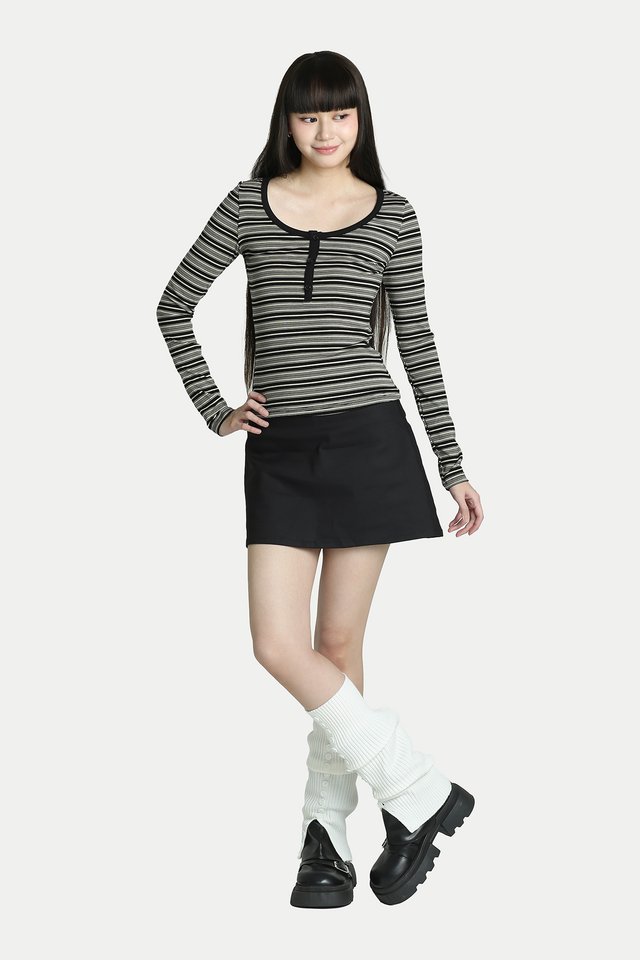 ZELLA STRIPE HENLEY TOP IN BLACK