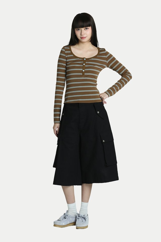 ZELLA STRIPE HENLEY TOP IN MILK TEA