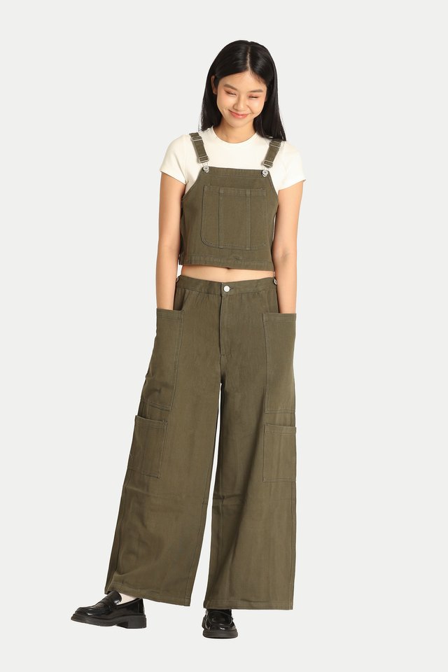 JADA 2-WAY DUNGAREE TOP IN HUNTER