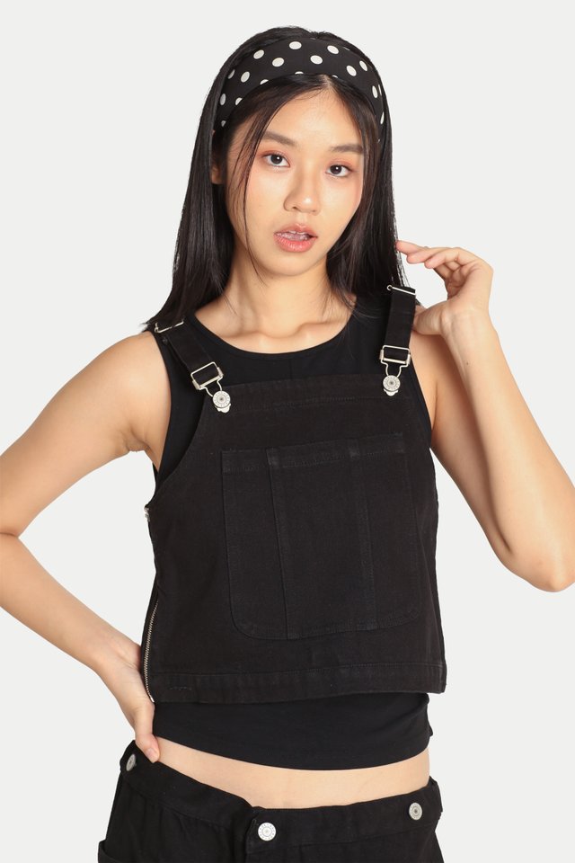 JADA 2-WAY DUNGAREE TOP IN BLACK