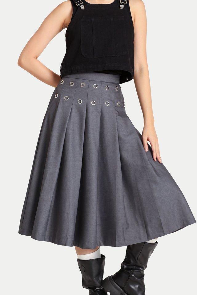ARISA PLEATED EYELET MIDI SKIRT IN PEBBLE