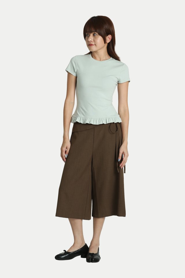 RYOJI MID-RISE SIDE TIE CAPRI IN MOCHA