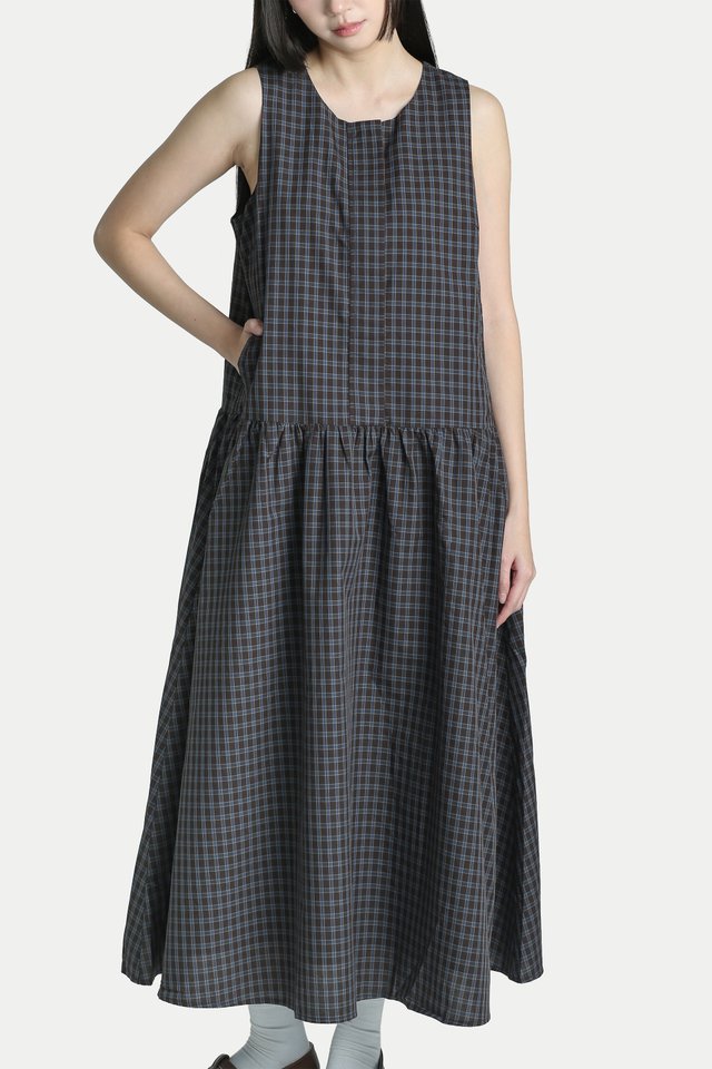 JUNA BOXY OVERSIZED DRESS IN BRUNETTE CHECKS