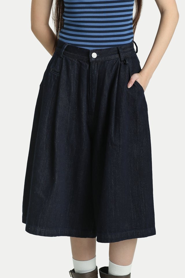 KAZUMA DENIM WIDE-LEG JORTS IN DARK WASH