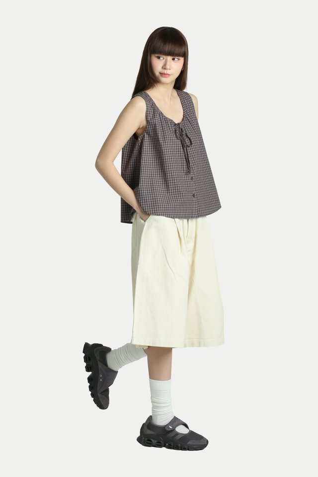 KAZUMA TWILL WIDE-LEG JORTS IN ECRU