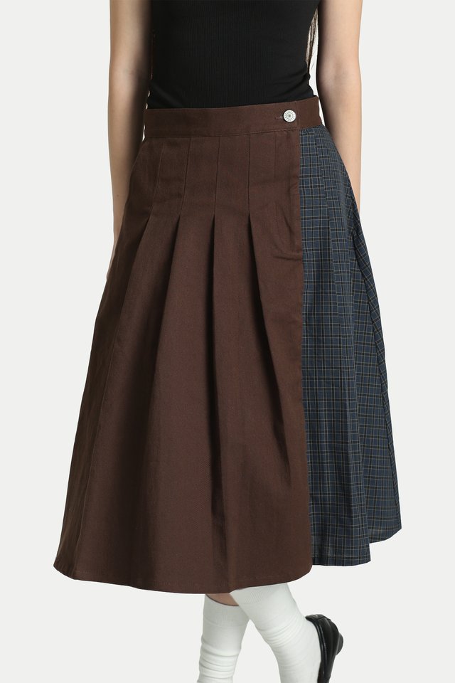 HIMARI TWILL CONTRAST PANEL MIDI SKIRT IN CHOCOLATE/SLATE CHECKS
