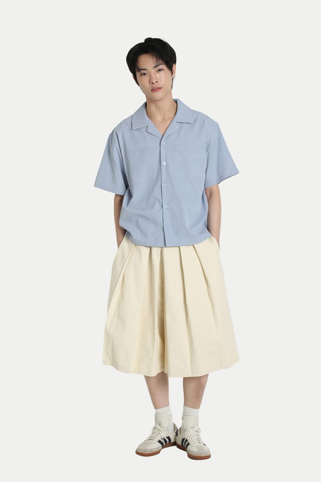 JAKOBI CAMP COLLAR SAFARI SHIRT IN SKY