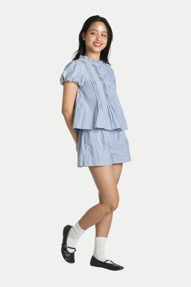 HERA FRILL COLLAR PUFF SLEEVE TOP IN CLOUDY SKY STRIPES