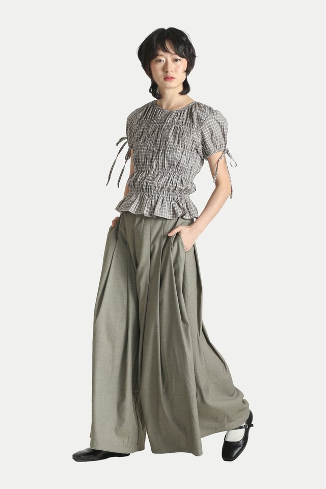 IZUMI PLEATED HAKAMA PANTS IN EARL GREY