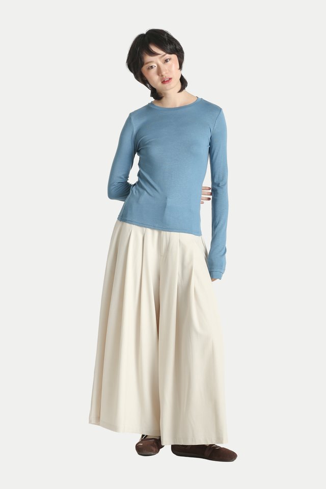 IZUMI PLEATED HAKAMA PANTS IN IVORY