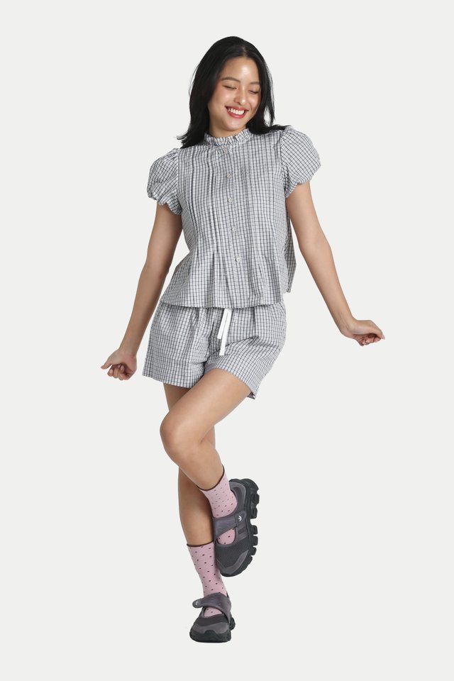 HERA FRILL COLLAR PUFF SLEEVE TOP IN PORCELAIN CHECKS
