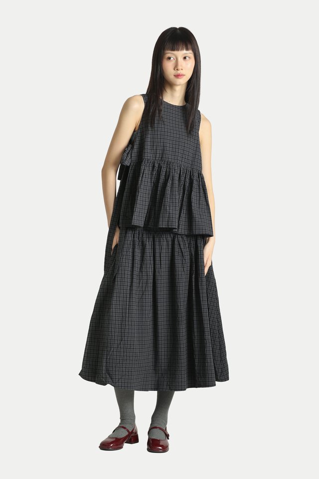 POLLY SIDE BUTTON YOKE MIDI SKIRT IN COAL CHECKS