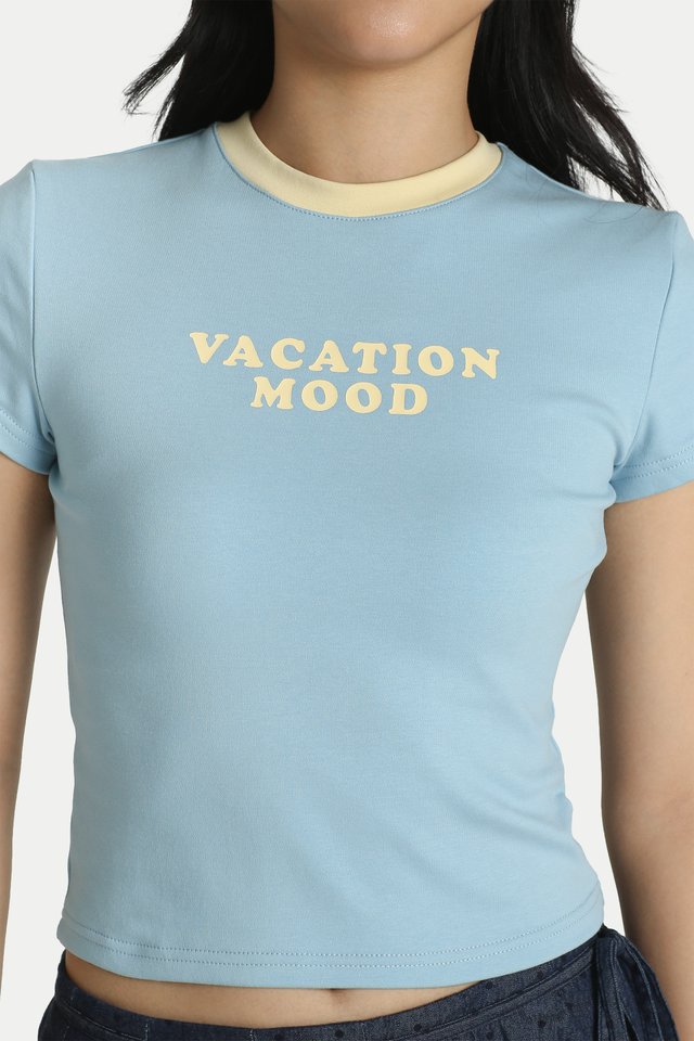 ARCADE X ALIGN COVE "VACATION MOOD" BABY TEE IN SKY
