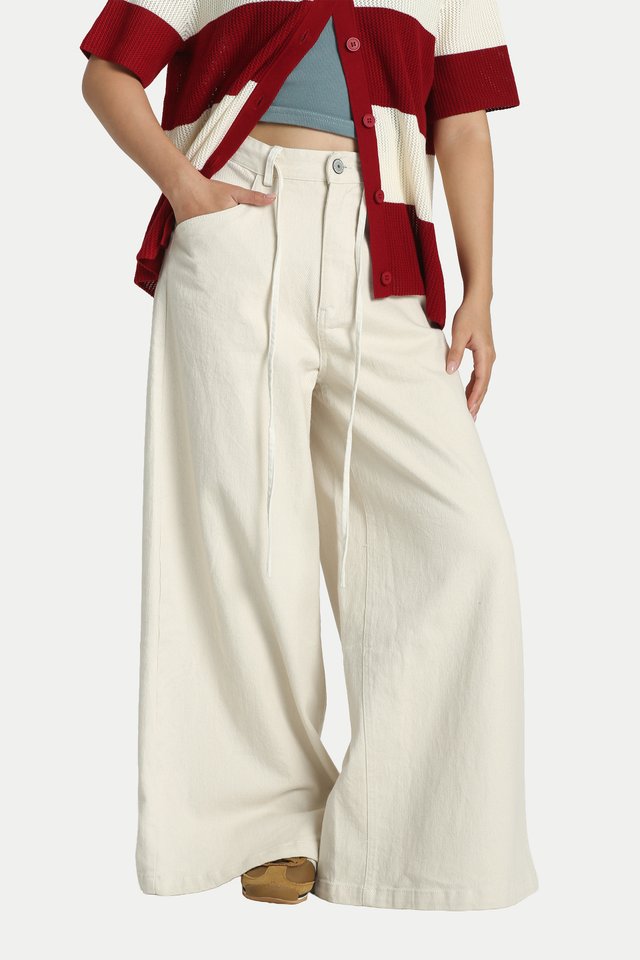 ARCADE X ALIGN KALENA DENIM FLARE JEANS IN ECRU