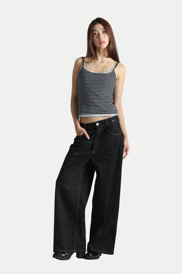 NEVAEH STRAIGHT LEG DENIM JEANS IN BLACK WASH