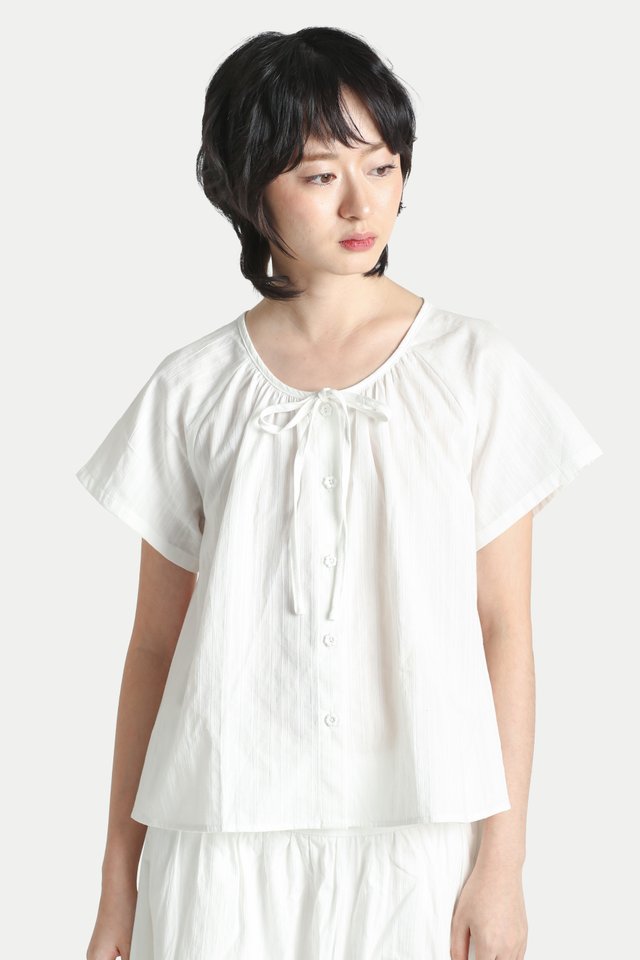 CLARA FLARE TOP IN WHITE