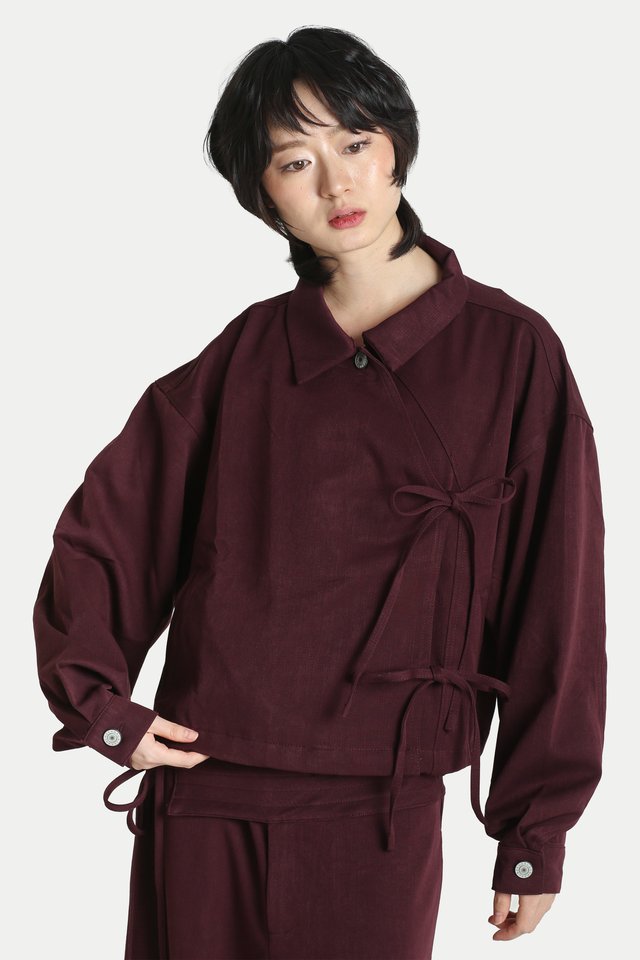 ELIA DOUBLE BREASTED CHAMBRAY CROP JACKET IN MERLOT