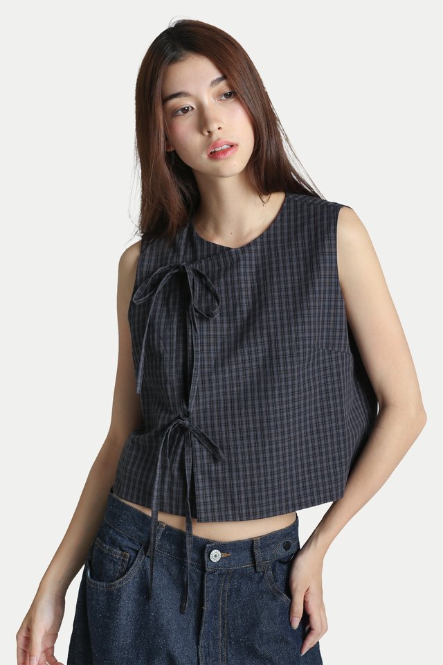 ODILIA BOXY TIE TOP IN BLACK CHECKS