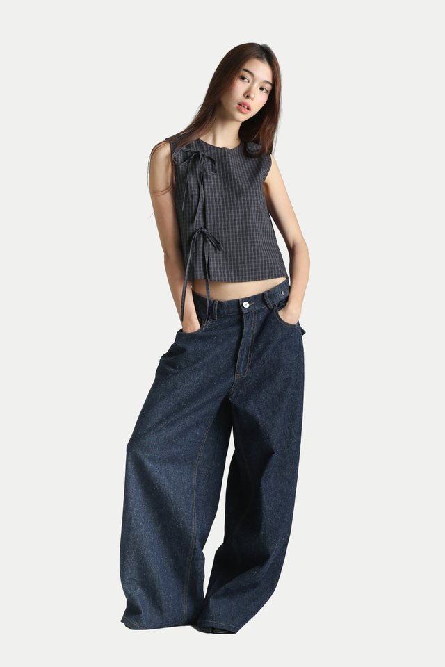 ODILIA BOXY TIE TOP IN BLACK CHECKS