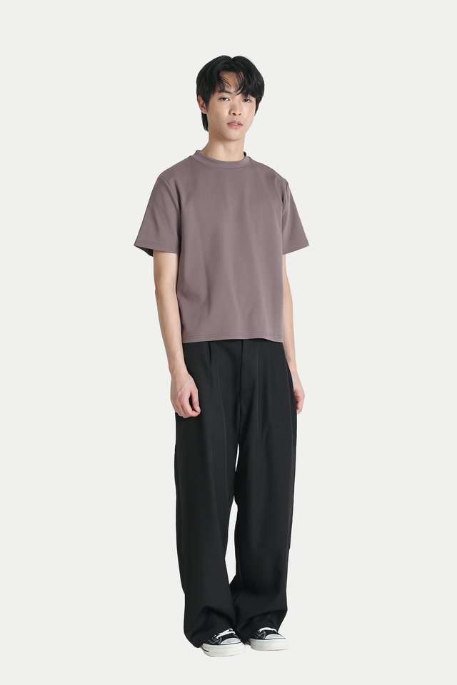 THE WEEKEND TEE IN STONE