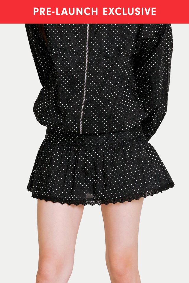 EVALINA MINI LACE HEM SKORTS IN BLACK DOTS
