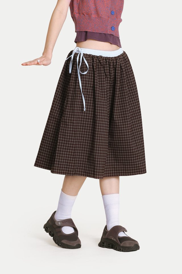 KIKO CHECKERED DRAWSTRING MIDI SKIRT IN BROWN