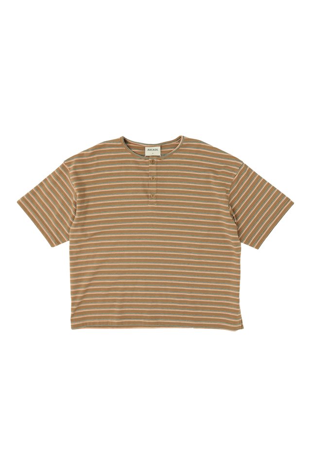 KOA BOXY-FIT STRIPED HENLEY TOP IN DESERT