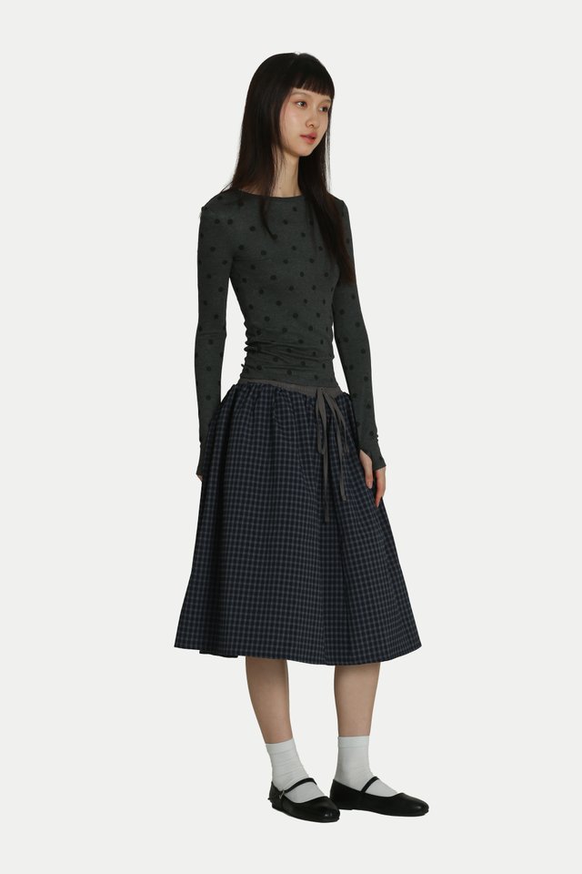 THUMBELINA POLKA DOT LONG SLEEVE TOP IN CHARCOAL