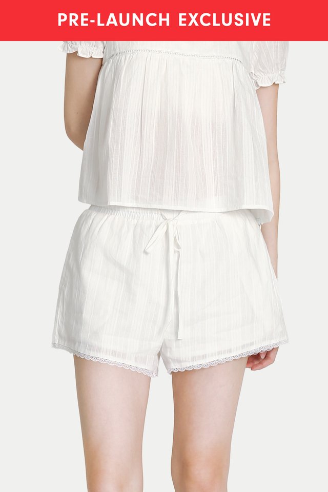 SOFIA MINI SHORTS IN WHITE