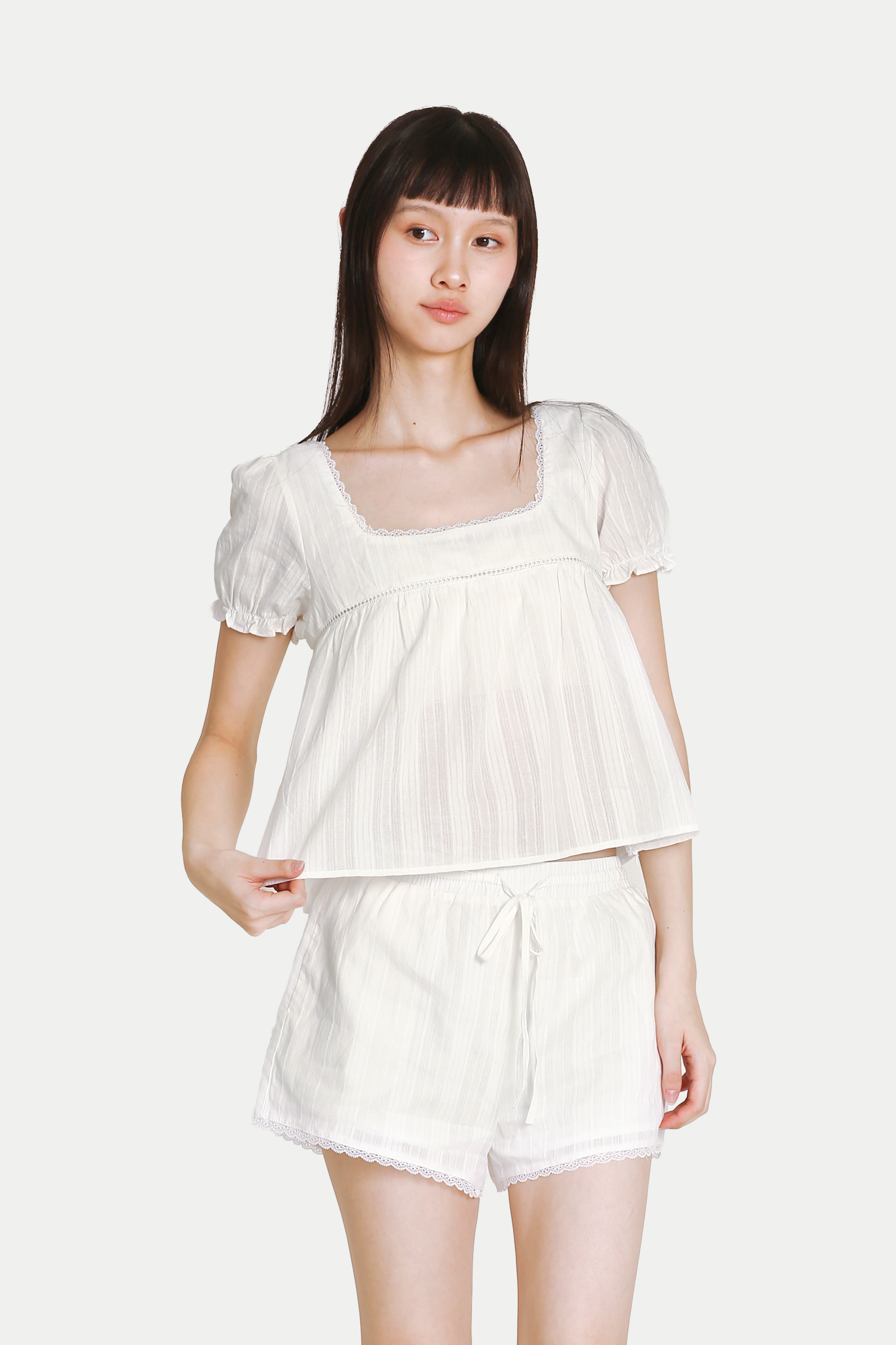 ELIANA SQUARE NECK BABYDOLL TOP IN WHITE