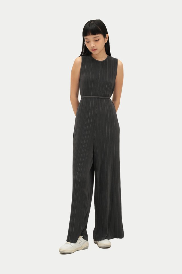 AUDRA PLEATED JUMPSUIT IN CHARCOAL