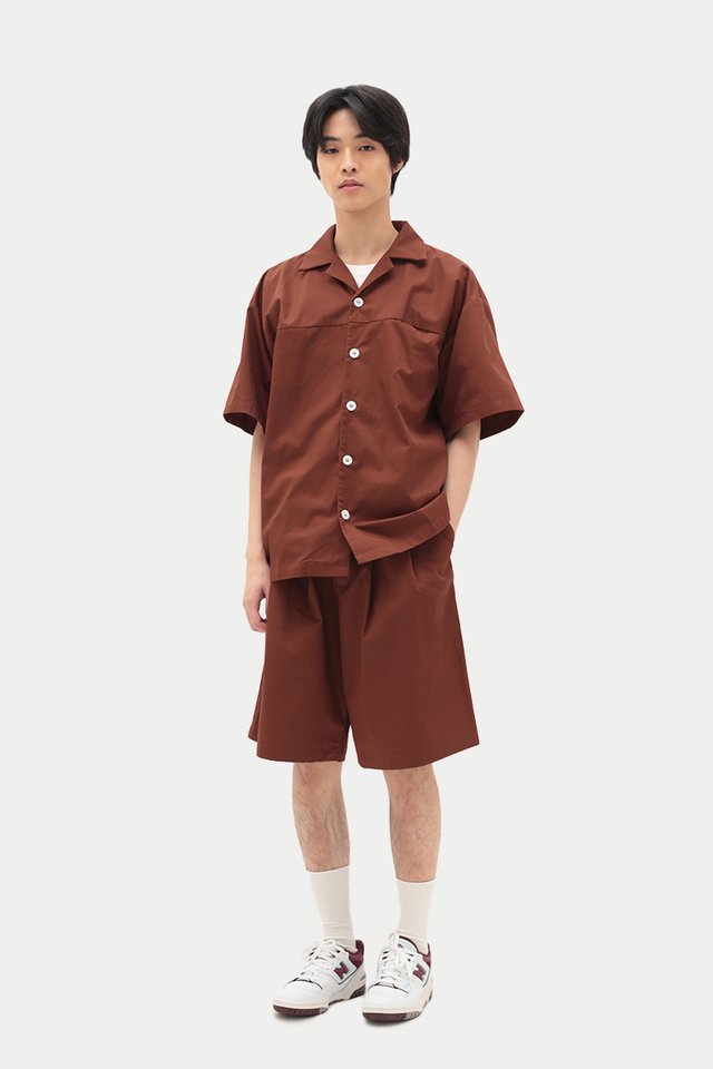 COREY WIDE-FIT CAMP COLLAR SHIRT IN MAROON